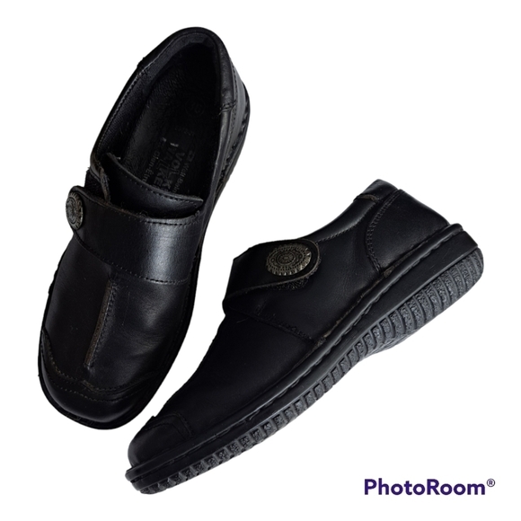 Volks Walkers leather womens black shoes, velcro closures. Size US 5.5/6 - Picture 10 of 14